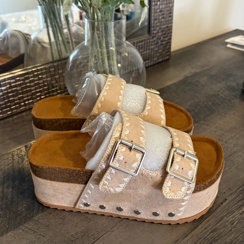 **** SOLD **** Beige Platform Sandals with Buckles